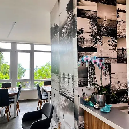 Xendala Panzio Nocleg ze śniadaniem Balatonakarattya