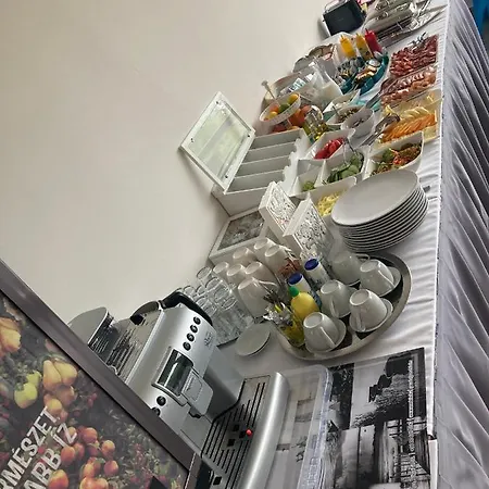 Nocleg ze śniadaniem Xendala Panzio *