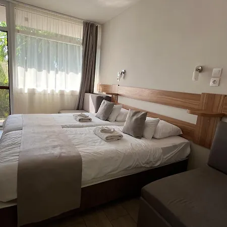 Xendala Panzió Balatonakarattya