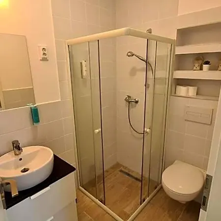 Xendala Panzió 3* Balatonakarattya