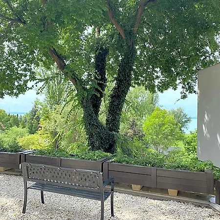 Xendala Panzió Bed & Breakfast Balatonakarattya