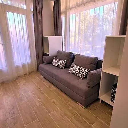 Xendala Panzió Bed & Breakfast Balatonakarattya