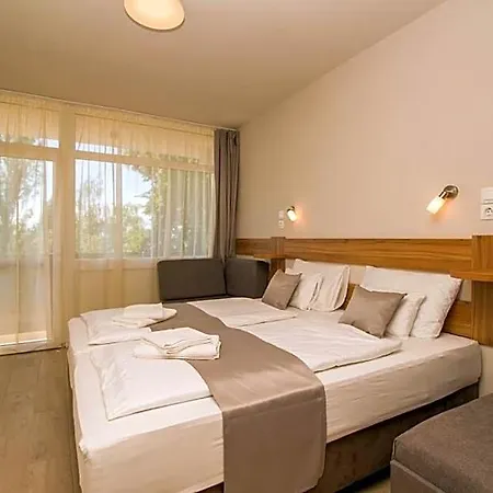 Xendala Panzió Bed & Breakfast